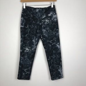 Nike Dri-Fit Marble workout Capri